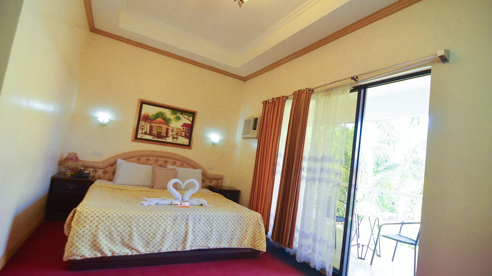 Sunny Point Hotel & Apartelle Davao