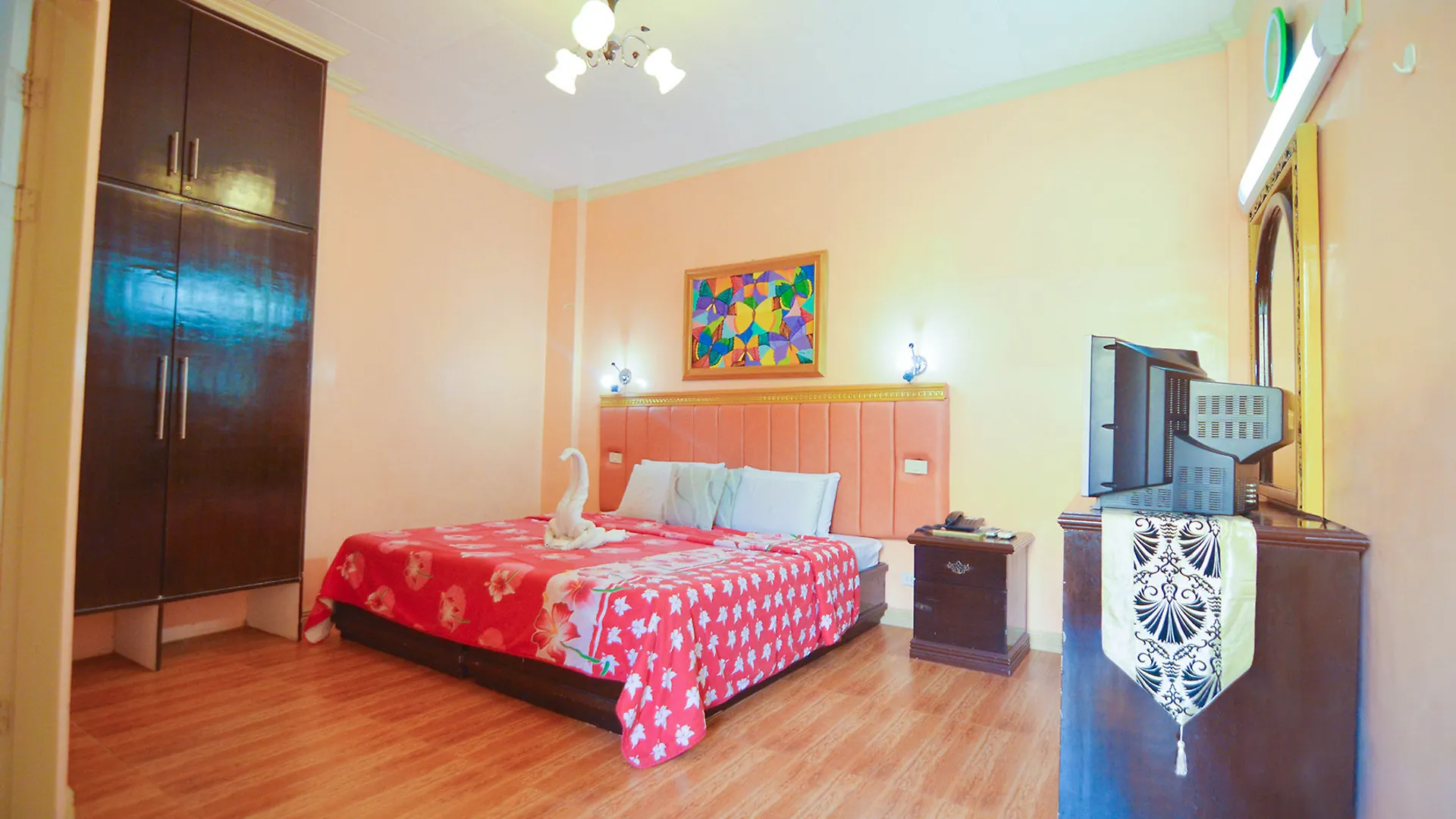 Sunny Point Hotel & Apartelle Davao