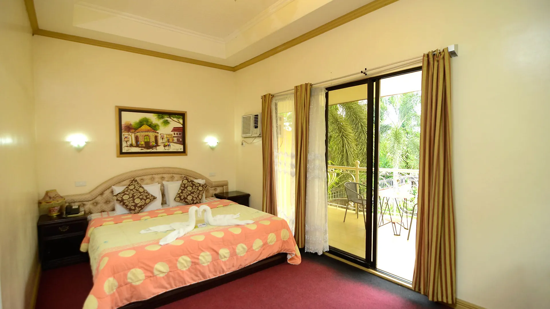 Sunny Point Hotel & Apartelle Davao